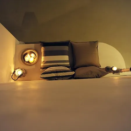 בית הארחה Almyris 3*