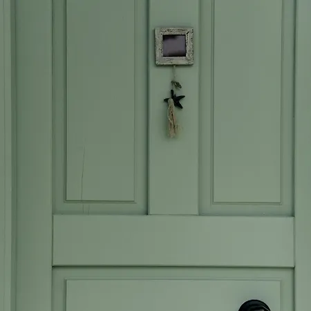 Almyris בית הארחה אדאמאס