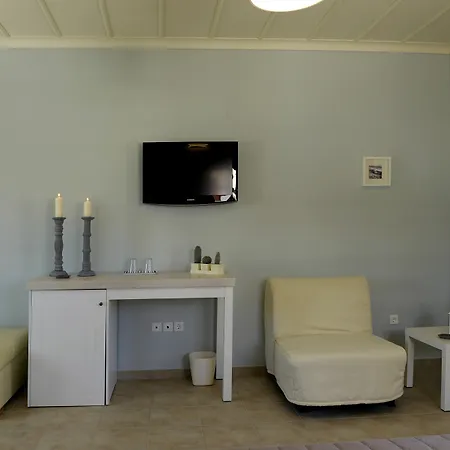 Almyris Guest house