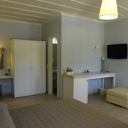 Almyris Guest house