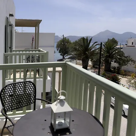 Almyris אדאמאס