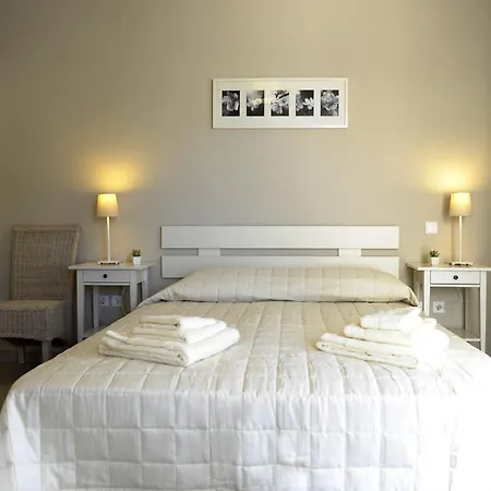 בית הארחה Almyris