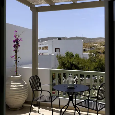 Almyris 4* Adamantas (Milos)
