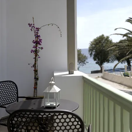Almyris Gasthof Adamantas (Milos)