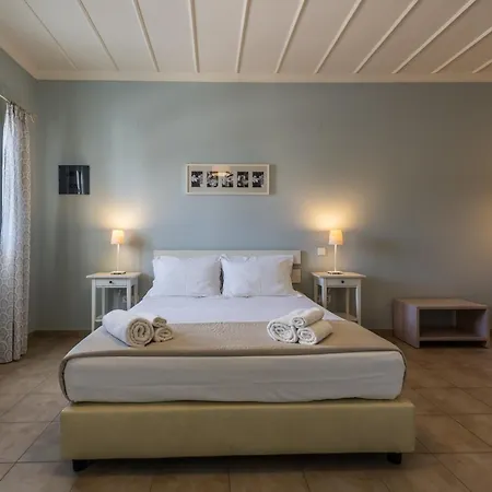 Penzion Almyris Adamantas (Milos)